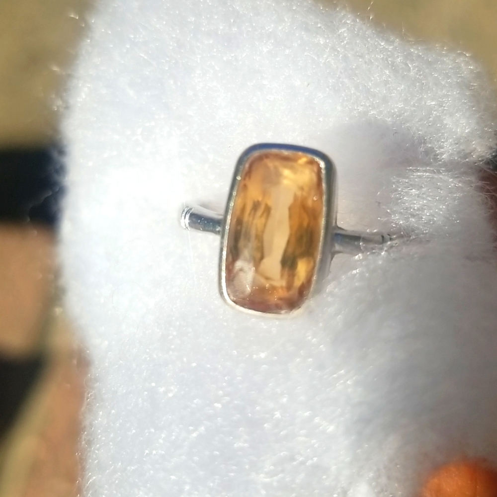 HEMATITE ring in 14 carat white gold, no scratches